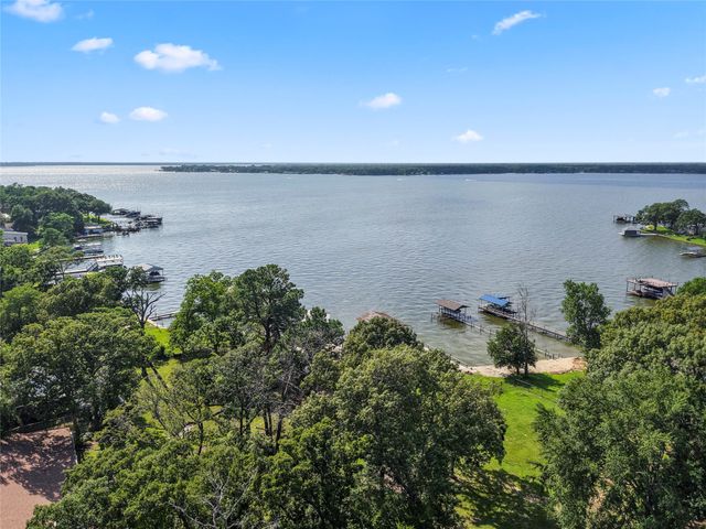 323 Dyer Circle, Payne Springs, TX 75156