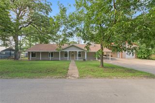 323 Dyer Circle, Payne Springs, TX 75156