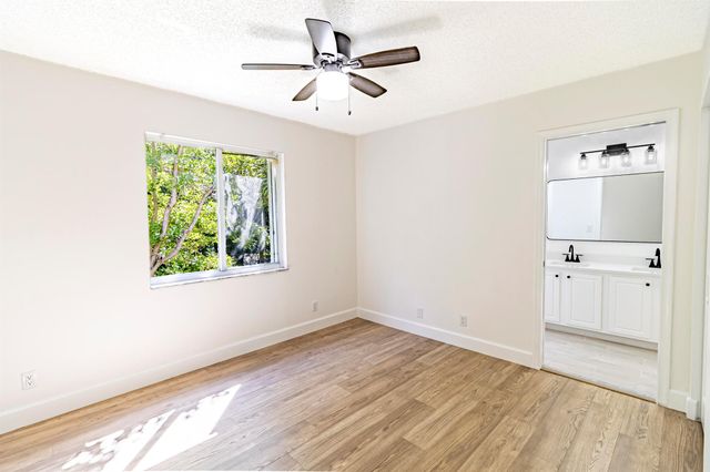 4895 Palmbrooke Circle, West Palm Beach, FL 33417