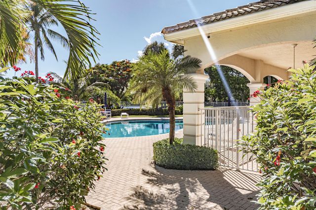 4895 Palmbrooke Circle, West Palm Beach, FL 33417