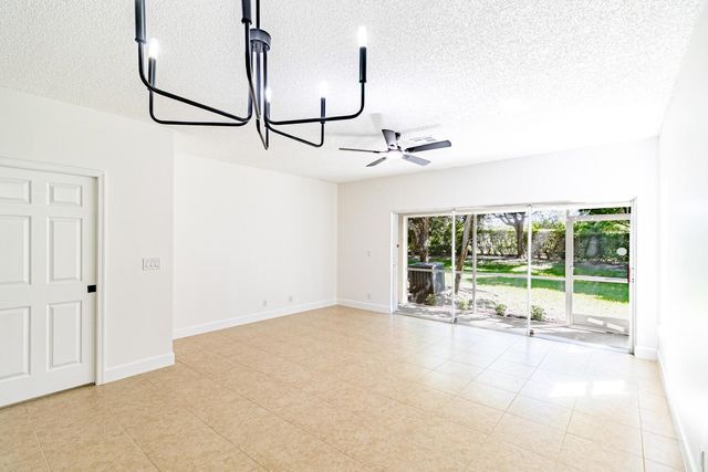 4895 Palmbrooke Circle, West Palm Beach, FL 33417