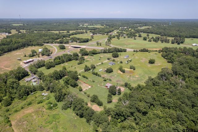 608 E Longview St., Arp, TX 75750