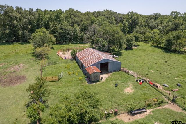 608 E Longview St., Arp, TX 75750