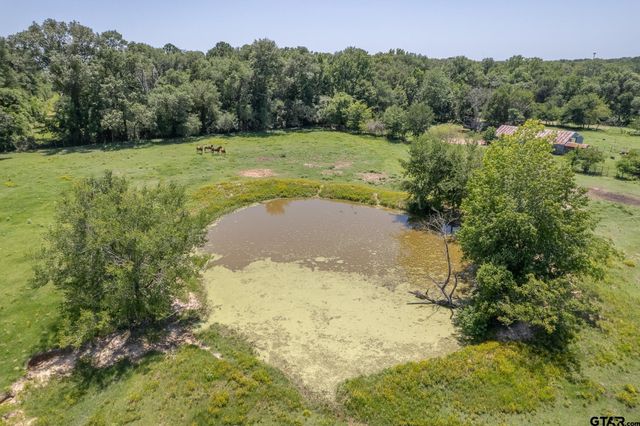 608 E Longview St., Arp, TX 75750