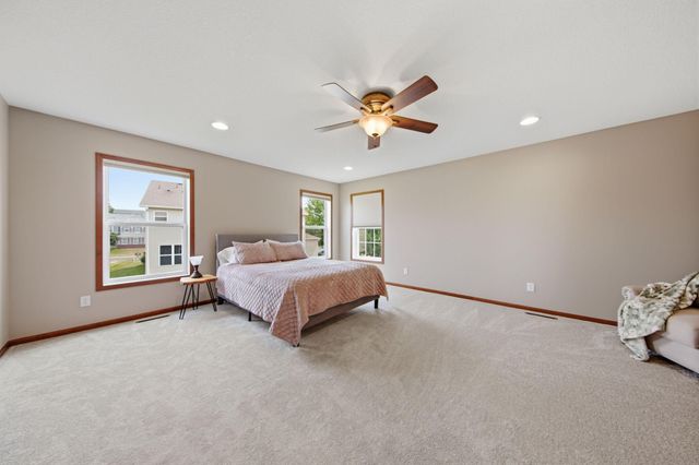 8837 196th Street W, Lakeville, MN 55044