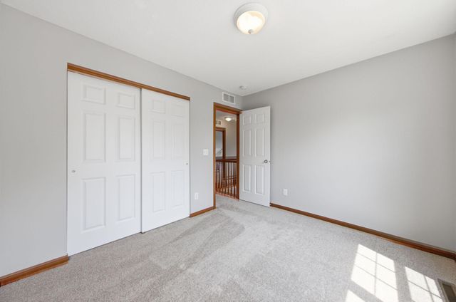 8837 196th Street W, Lakeville, MN 55044