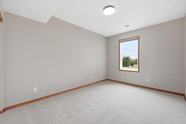 8837 196th Street W, Lakeville, MN 55044