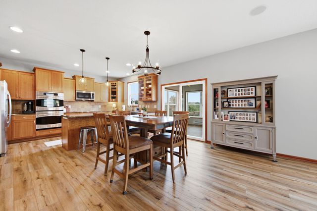 8837 196th Street W, Lakeville, MN 55044
