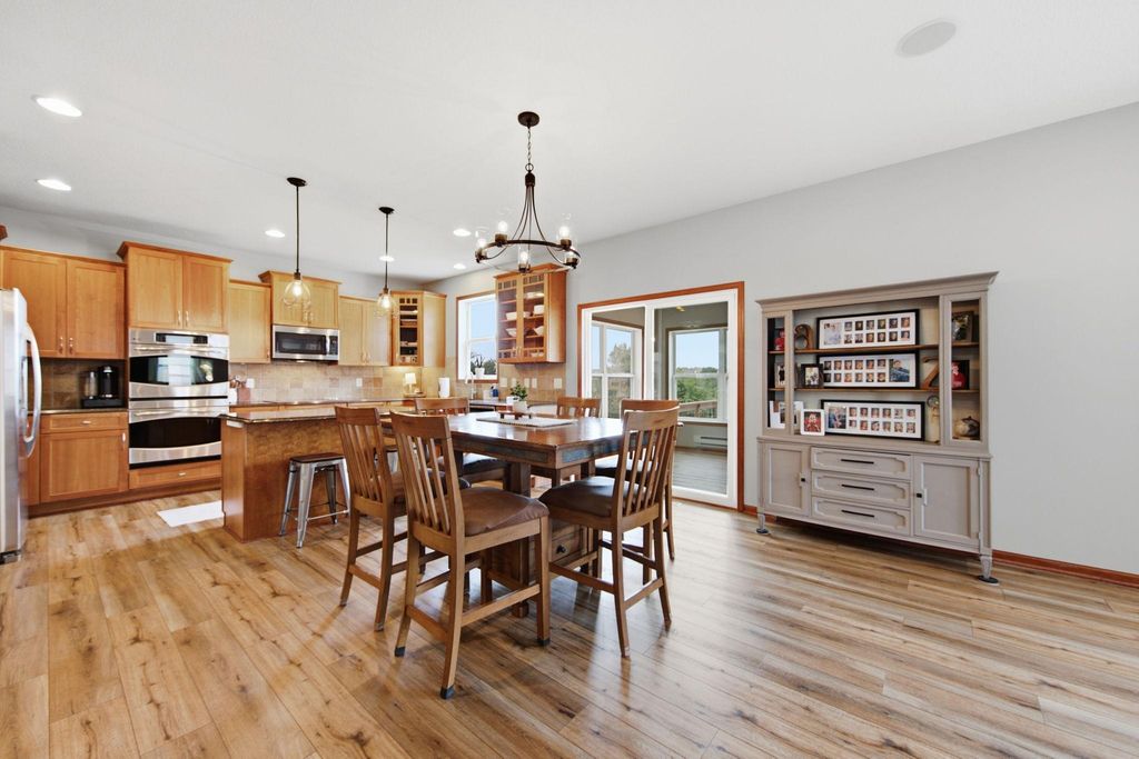 8837 196th Street W, Lakeville, MN 55044 — photo 4