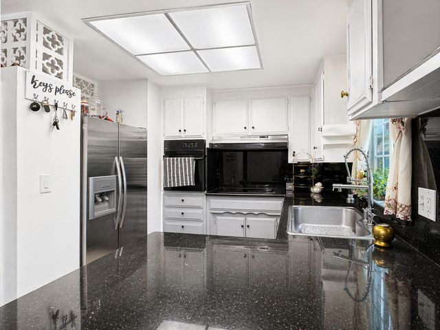 1549 Janrick Ave, Sacramento, CA 95832