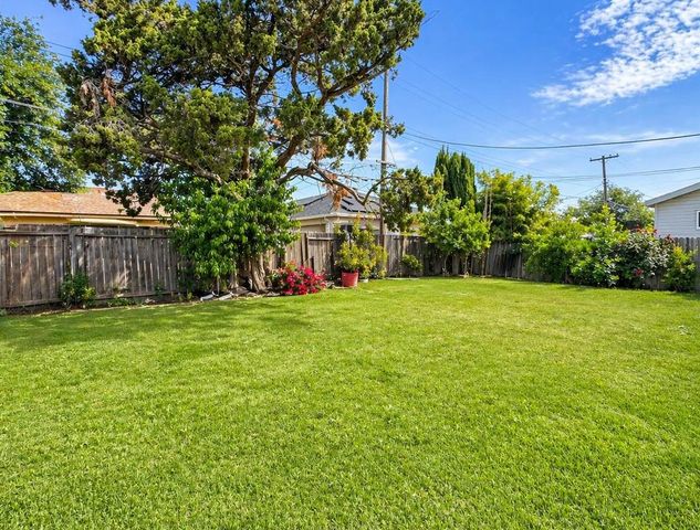 1549 Janrick Ave, Sacramento, CA 95832