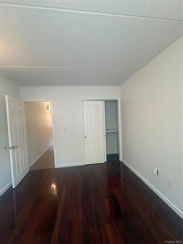 2060 Washington Avenue, Bronx, NY 10457