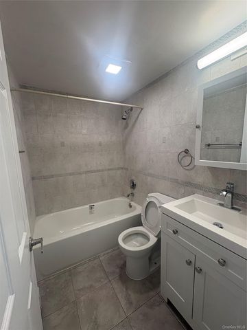2060 Washington Avenue, Bronx, NY 10457