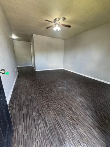 3802 Dabney Street 21, Houston, TX 77026