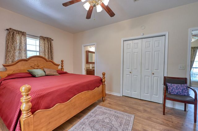 5248 Fm 457, Bay City, TX 77414