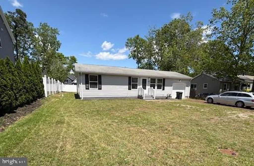 1208 WINDLASS DR, Manahawkin, NJ 08050