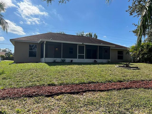 117 SW Glenwood Drive, Port St. Lucie, Port St Lucie, FL 34984