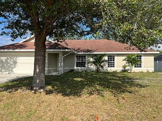 117 SW Glenwood Drive, Port St. Lucie, Port St Lucie, FL 34984