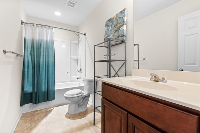 1417 Old Stone Rd, Lebanon, TN 37087