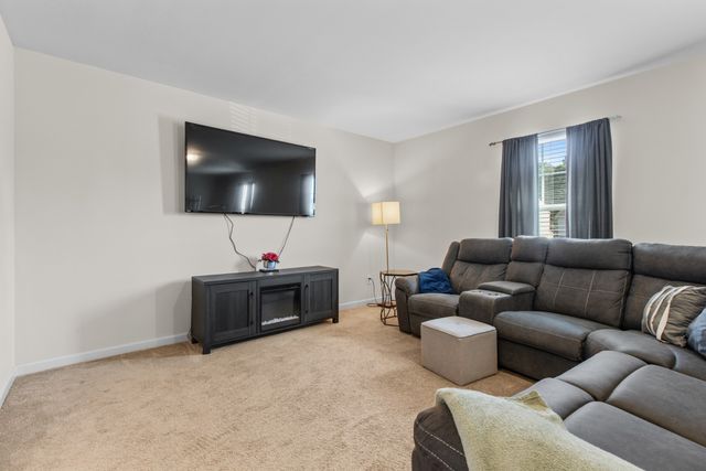 1417 Old Stone Rd, Lebanon, TN 37087