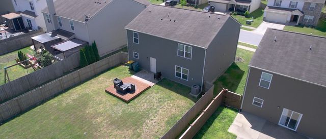 1417 Old Stone Rd, Lebanon, TN 37087