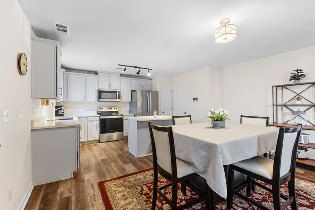 1417 Old Stone Rd, Lebanon, TN 37087