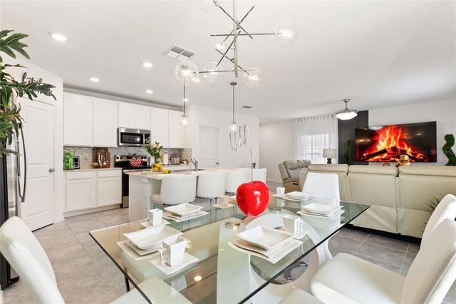 1903 NIAGRA DRIVE, Davenport, FL 33837