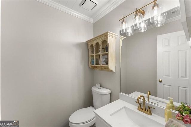 10000 Barston Court, Johns Creek, GA 30022