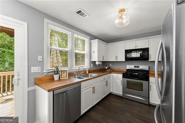 10000 Barston Court, Johns Creek, GA 30022