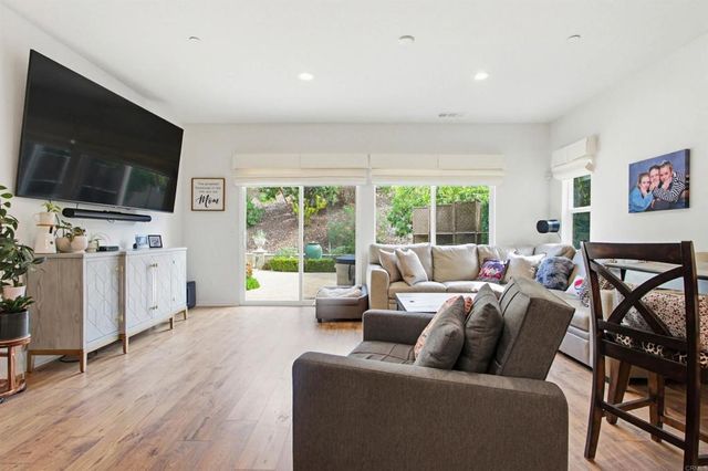 35647 Garrano Lane, Fallbrook, CA 92028