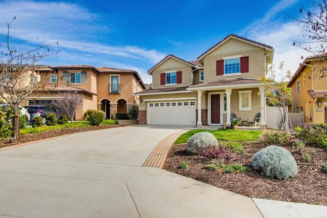 35647 Garrano Lane, Fallbrook, CA 92028