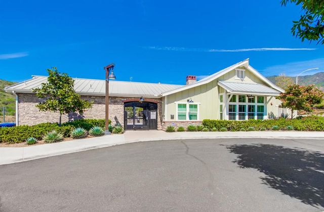 35647 Garrano Lane, Fallbrook, CA 92028