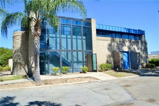 9233 Charles Smith, Rancho Cucamonga, CA 91730