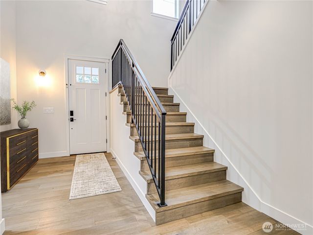 11014 DAYTON Avenue N, Seattle, WA 98133