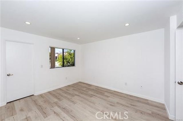 835 E Lomita Avenue 104, Glendale, CA 91205