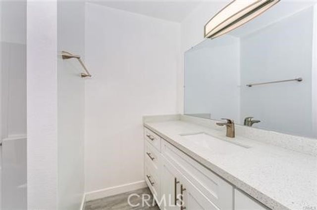 835 E Lomita Avenue 104, Glendale, CA 91205