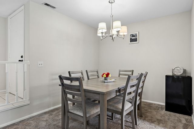 240 Southwick Court 240, Vernon Hills, IL 60061