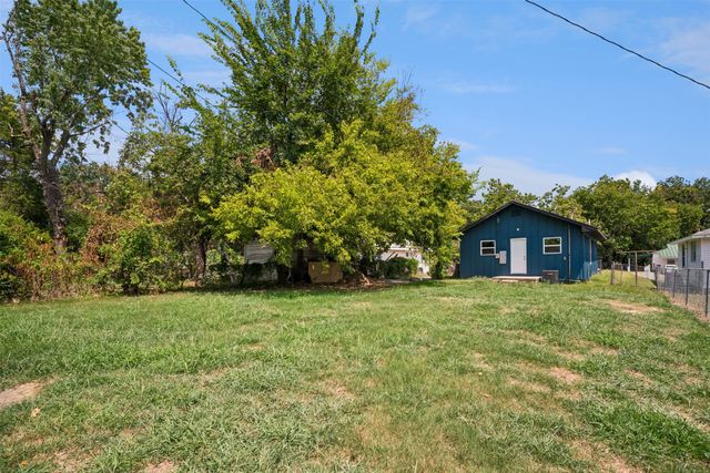 3808 S 28th West Avenue, Tulsa, OK 74107