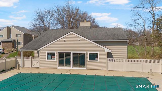 113 Shagbark Drive 113, Derby, CT 06418