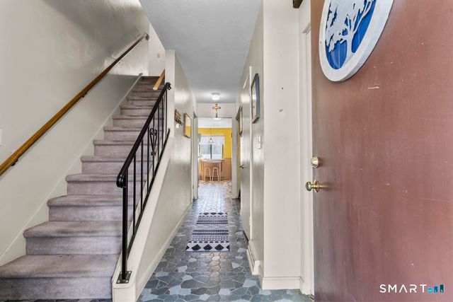 113 Shagbark Drive 113, Derby, CT 06418