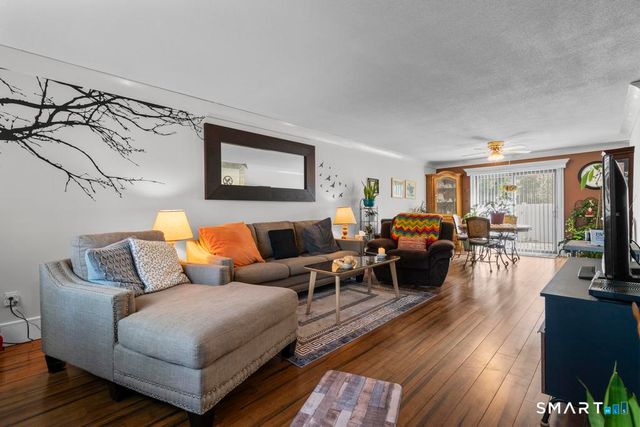 113 Shagbark Drive 113, Derby, CT 06418