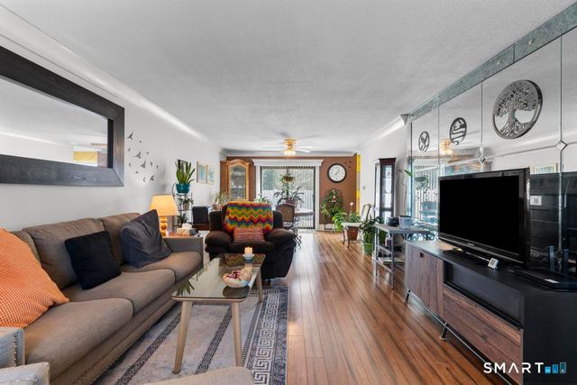 113 Shagbark Drive 113, Derby, CT 06418