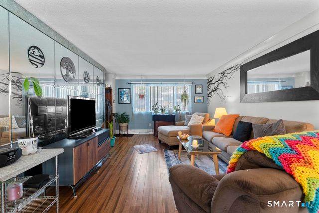 113 Shagbark Drive 113, Derby, CT 06418