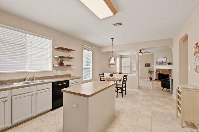7514 PARAISO PT, Boerne, TX 78015