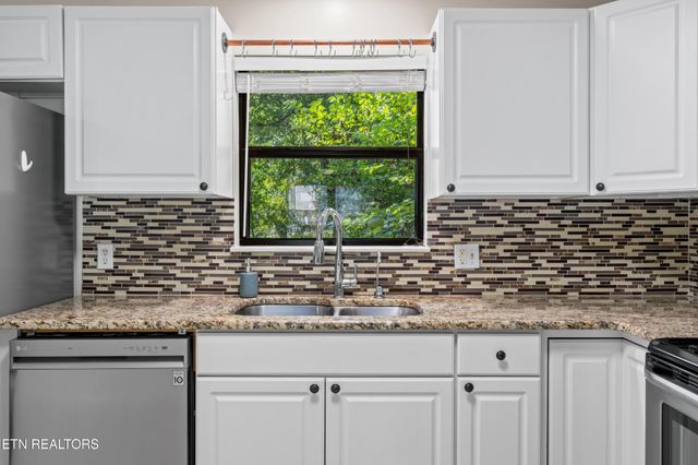 7803 Binfield Court, Powell, TN 37849