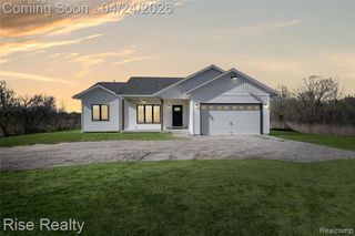 4399 E Bristol Road, Burton, MI 48519