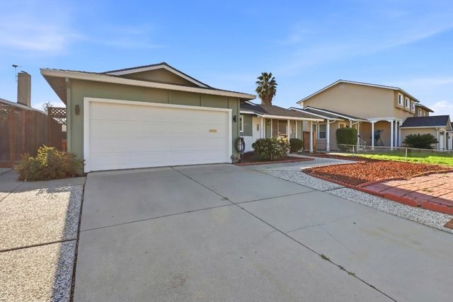2657 Bon Bon Drive, San Jose, CA 95148