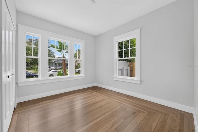 323 E AMELIA STREET, Orlando, FL 32801
