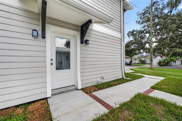 323 E AMELIA STREET, Orlando, FL 32801