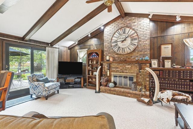 5922 Vance Avenue, Fort Wayne, IN 46815
